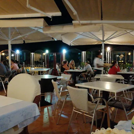 La Casa Del Primo Yo Trabajo Y Tu Beneficio Casa vacanze *