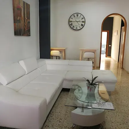 La Casa Del Primo Yo Trabajo Y Tu Beneficio * Arinaga